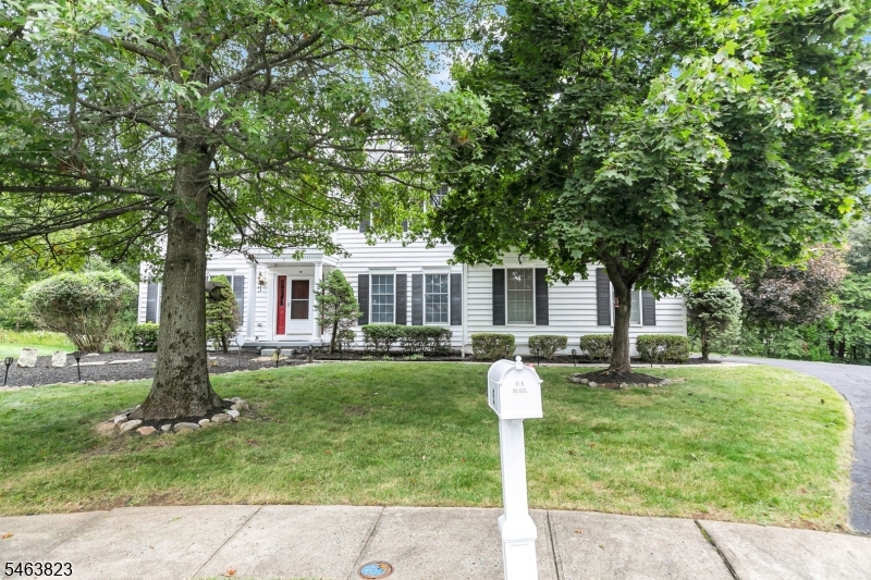 5 Savannah Court Bernards NJ 07920
