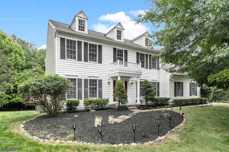 5 Savannah Court Bernards NJ 07920