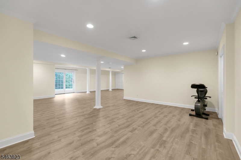 5 Savannah Court Bernards NJ 07920