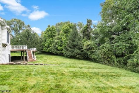 5 Savannah Court Bernards NJ 07920