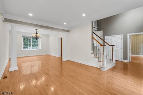 5 Savannah Court Bernards NJ 07920
