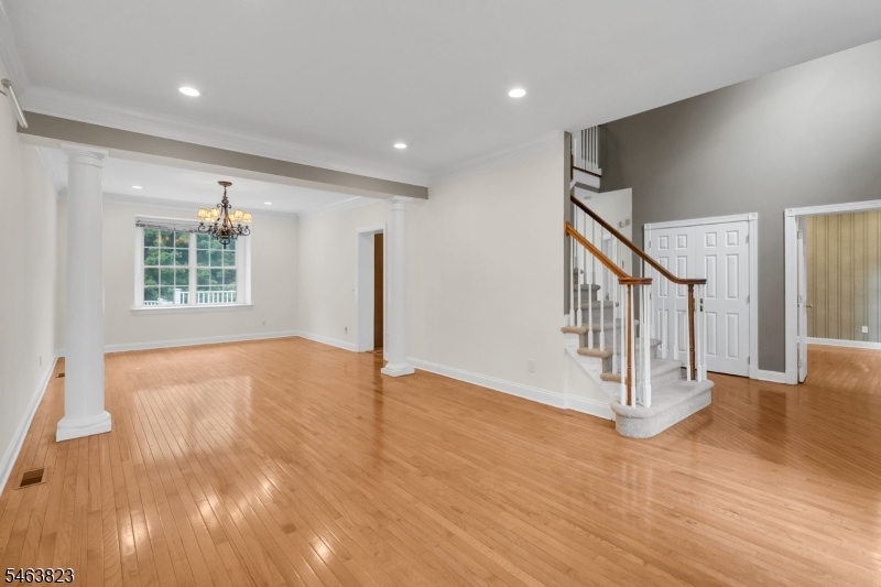 5 Savannah Court Bernards NJ 07920