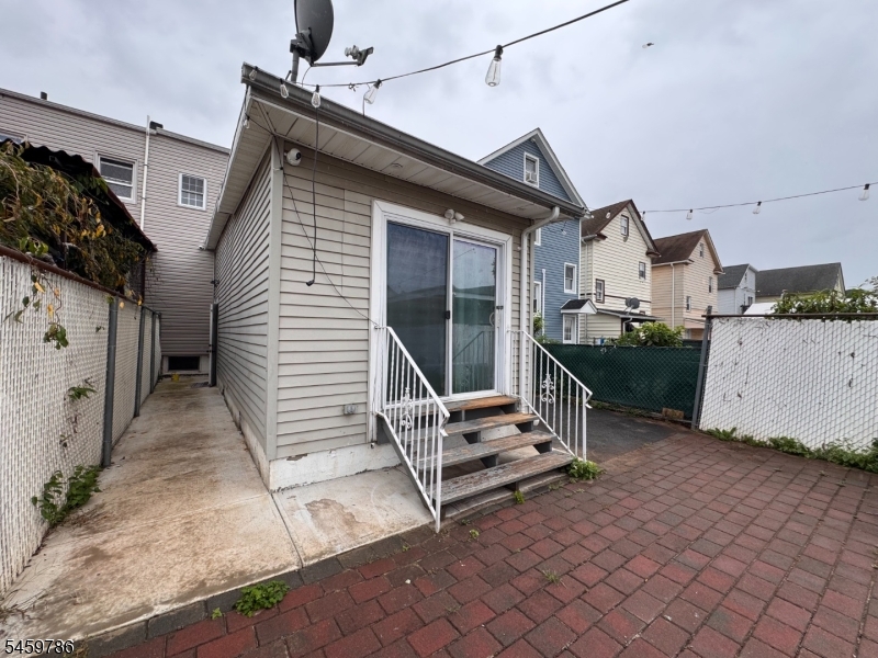 1020 Madison Avenue Elizabeth NJ 07201