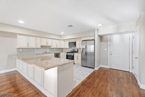 658 Market Street Paterson NJ 07513