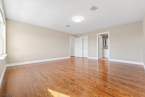 658 Market Street Paterson NJ 07513