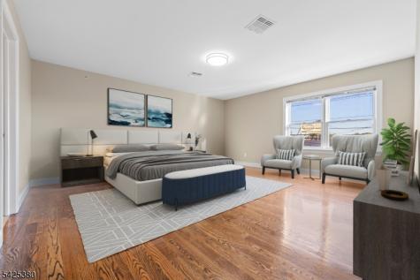 658 Market Street Paterson NJ 07513