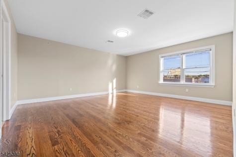 658 Market Street Paterson NJ 07513