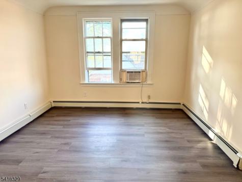 37 Field Place Newark NJ 07112