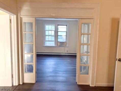 37 Field Place Newark NJ 07112