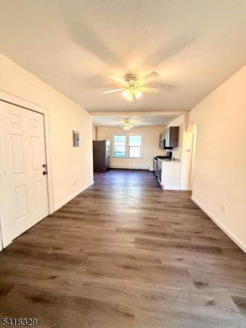 37 Field Place Newark NJ 07112