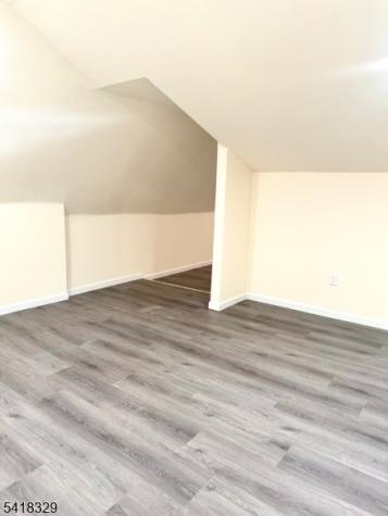 37 Field Place Newark NJ 07112