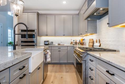 37 Hillandale Drive Mendham NJ 07931