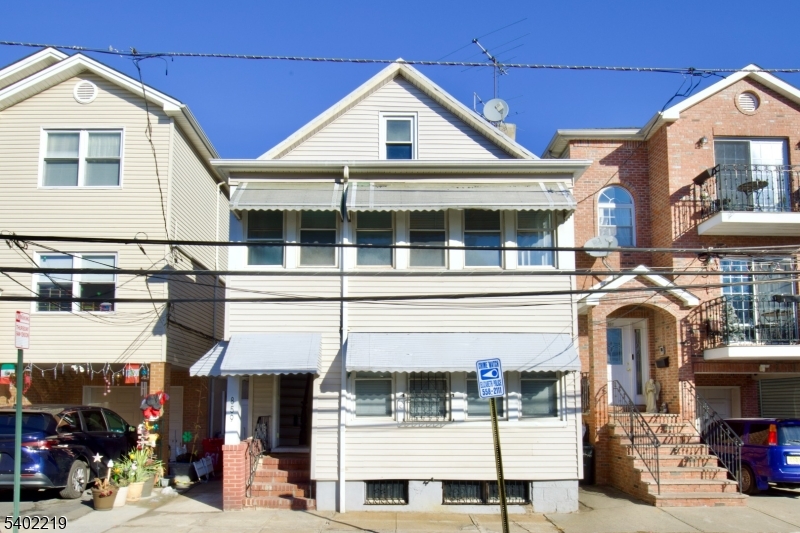 859 Lafayette Street Elizabeth NJ 07201