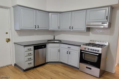 117 Forest St 2l Montclair NJ 07042