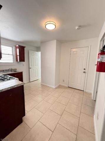 792 S 15th Street Newark NJ 07108