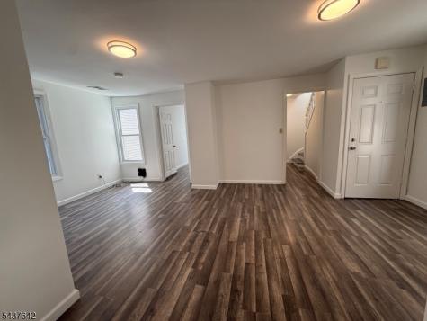 792 S 15th Street Newark NJ 07108