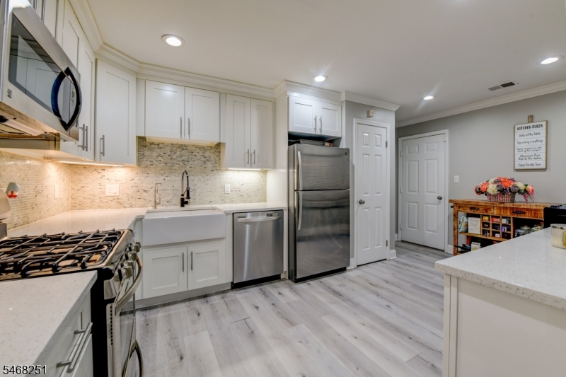 58 Sunrise Drive Hanover NJ 07981