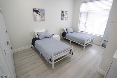 22 Bloomfield Avenue Paterson NJ 07503