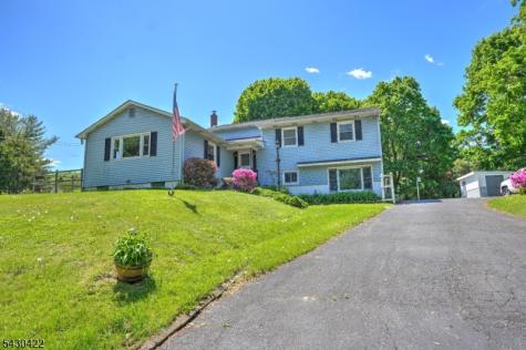 954 State Route 173 Bloomsbury NJ 08804