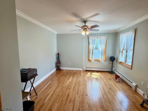 125 Mckinley Avenue Lodi NJ 07644