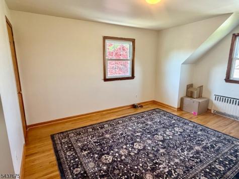 125 Mckinley Avenue Lodi NJ 07644