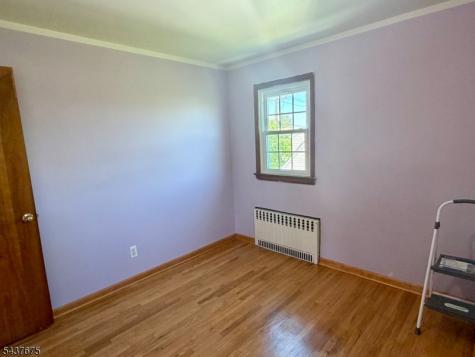 125 Mckinley Avenue Lodi NJ 07644