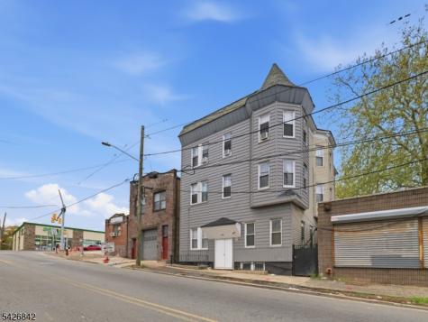 68 Mill Street Belleville NJ 07109