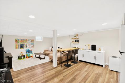 6 Willow Way Florham Park NJ 07932