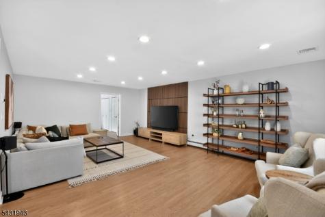 6 Willow Way Florham Park NJ 07932