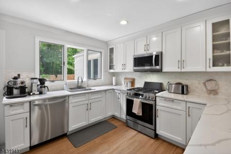 6 Willow Way Florham Park NJ 07932