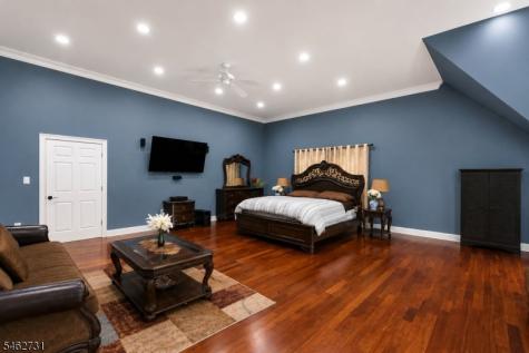 164 E Mountain Road Hillsborough NJ 08844