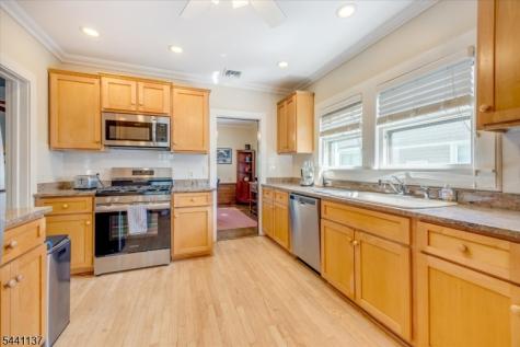 44 Walnut Crescent Montclair NJ 07042