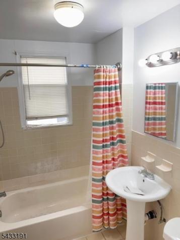 185 Goldsmith Avenue Newark NJ 07112