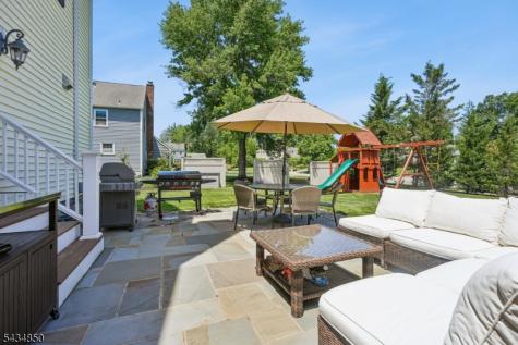 4 Copperfield Way Morris NJ 07960
