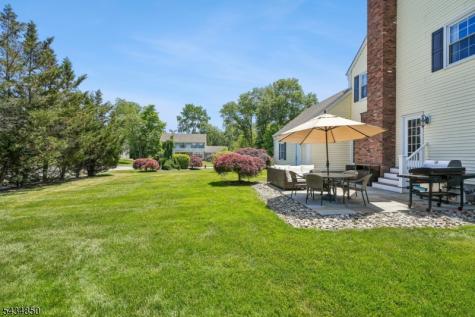 4 Copperfield Way Morris NJ 07960