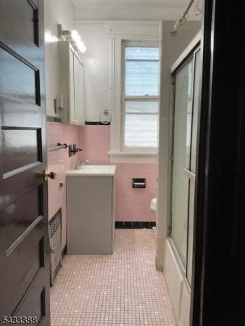 29 S 17th Street East Orange NJ 07018