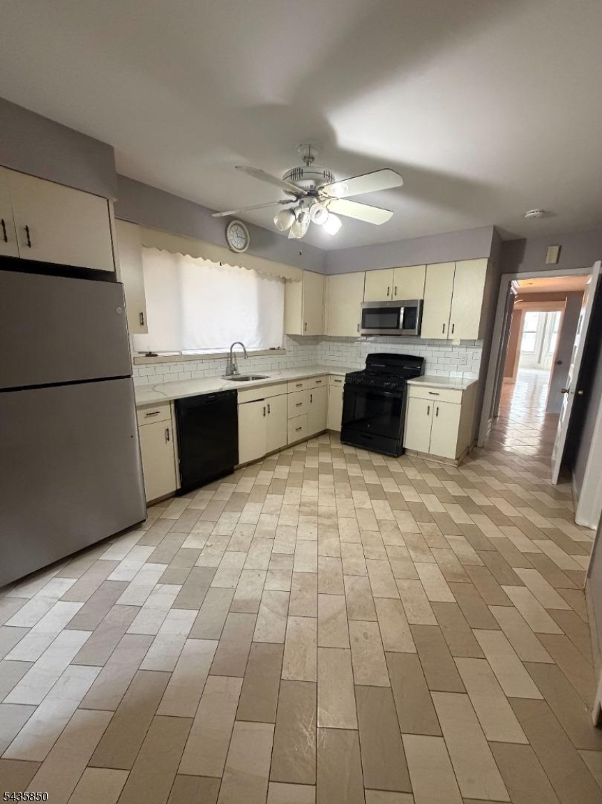 375 Walnut Street Newark NJ 07105