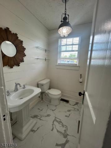 272 Lake Avenue Metuchen NJ 08840