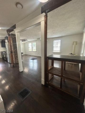 272 Lake Avenue Metuchen NJ 08840