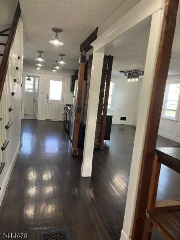 272 Lake Avenue Metuchen NJ 08840