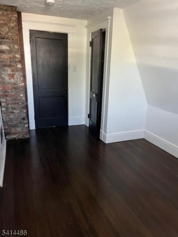 272 Lake Avenue Metuchen NJ 08840