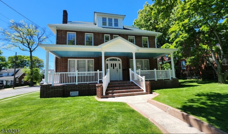 110 Hansbury Avenue Newark NJ 07112