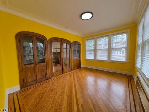 110 Hansbury Avenue Newark NJ 07112