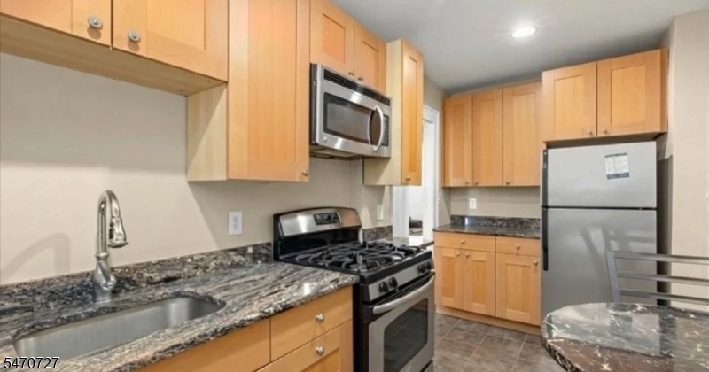 11 Grove Street Cranford NJ 07016