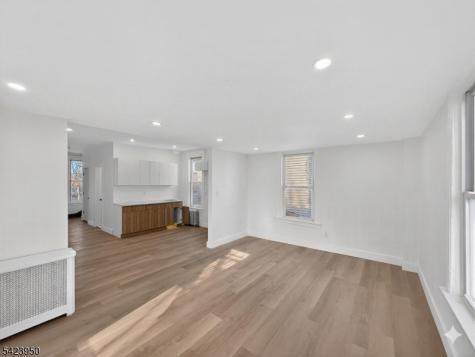 460 William Street East Orange NJ 07017
