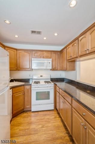 101 Quince Court Lawrence NJ 08648