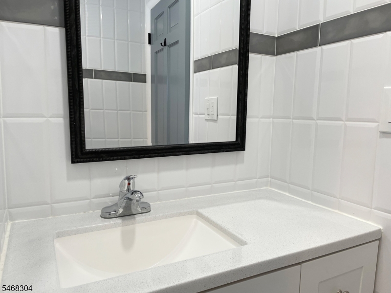 59 Trinity Street Newton NJ 07860