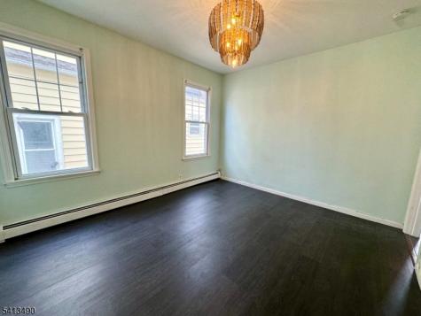 318 Ampere Parkway Bloomfield NJ 07003