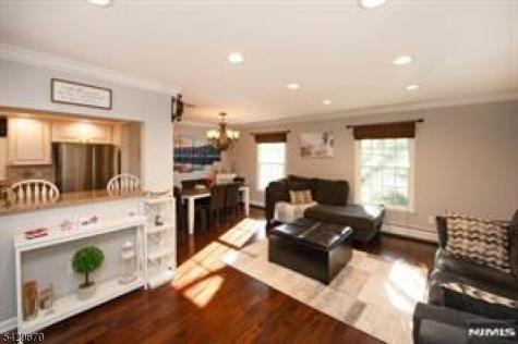 11 S Maple Park Ridge NJ 07656