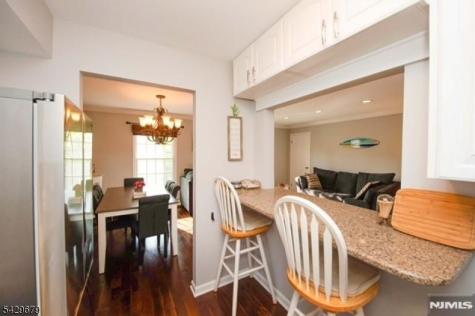 11 S Maple Park Ridge NJ 07656